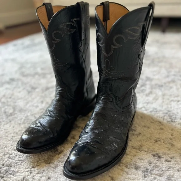 Days Gone By - Lucchese